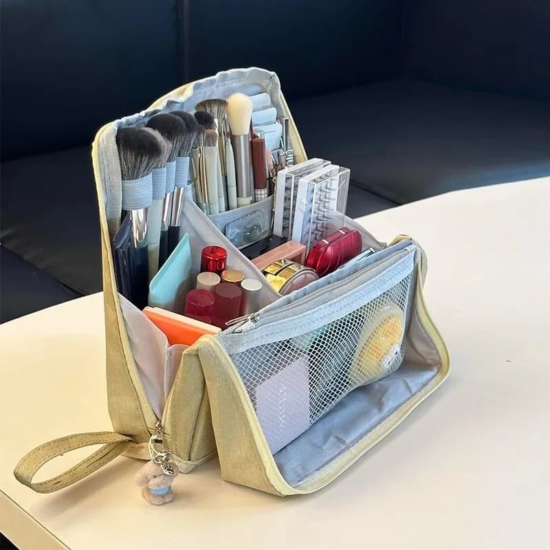 Large Capacity Women's Travel Comestics Storage Bag Girl Makeup Bag Organizer Makeup Brush Holer Toiletry Washing Bag Magnetic