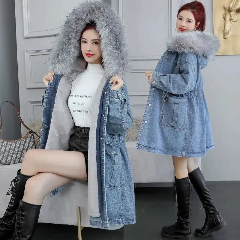 Cappotto di jeans da donna 2024 Nuovo cappotto invernale Giacca di jeans di lana spessa Corea Collo di pelliccia allentato Con cappuccio Abiti lunghi Capispalla femminile R375