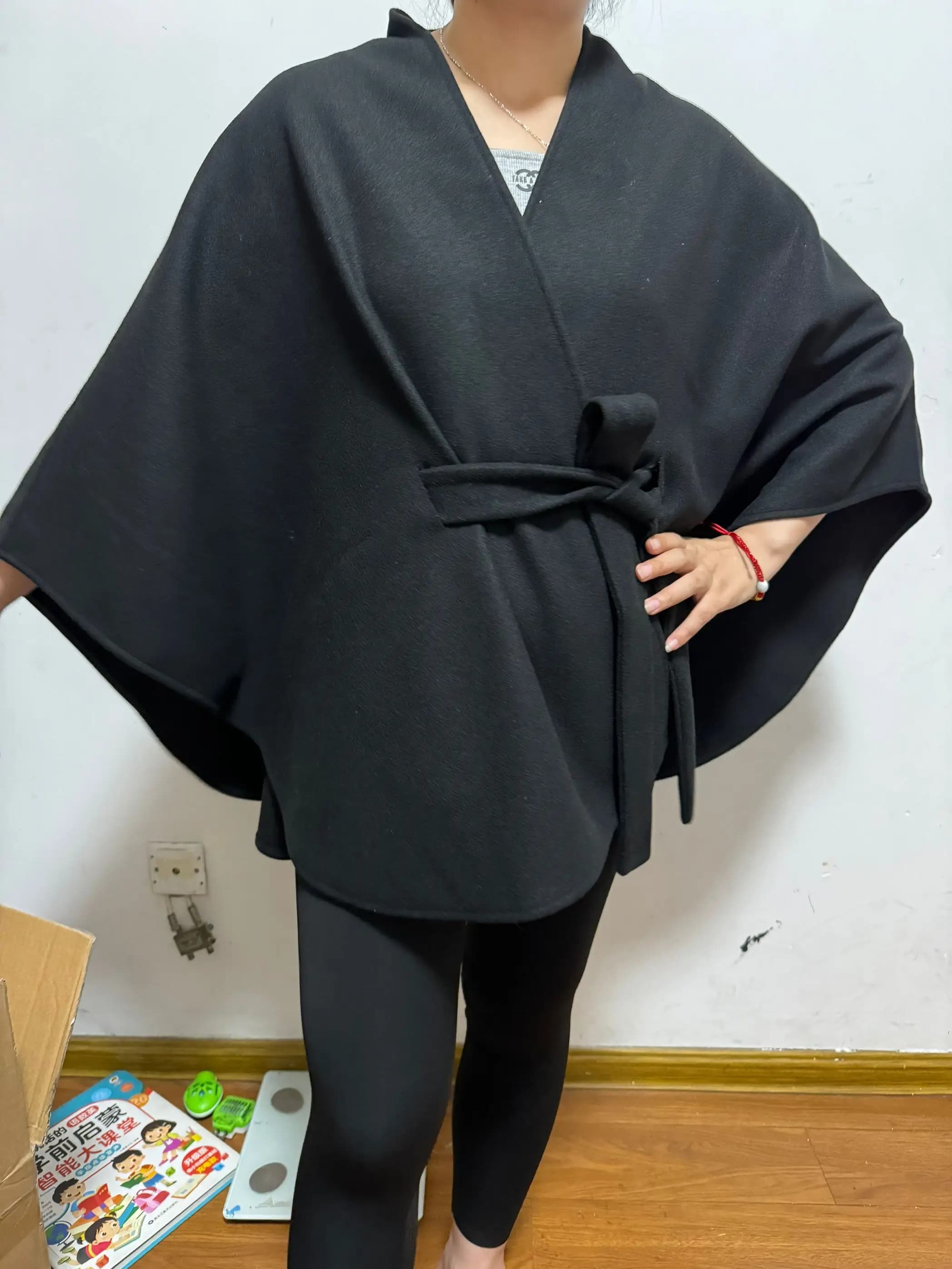 2024 donne liscio finta lana morbida coperta invernale soprabito in Cashmere con cintura autunno lungo Poncho scialle diviso mantello mantello sciolto
