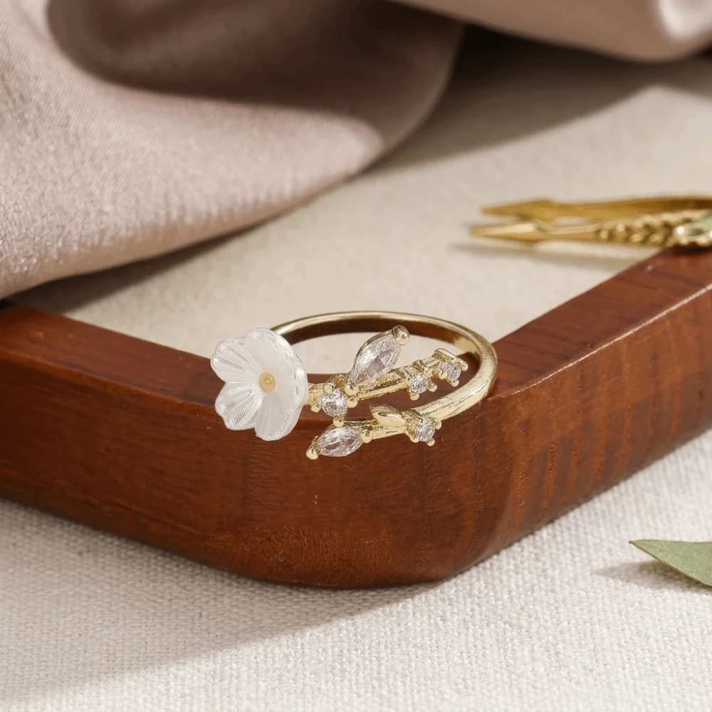 Anello Regolabile con Fiore e Cristalli, Design a Foglia, Anello con Zirconi, Anello Floreale Apribile di Lusso Leggero, Regali di Gioielleria alla Moda
