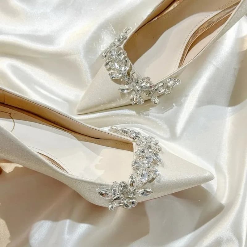Scarpe da Donna con Tacco Sottile, Nuova Collezione Autunnale, Punta Affusolata, Fiore in Strass, Slip-on, Tacchi Alti alla Moda