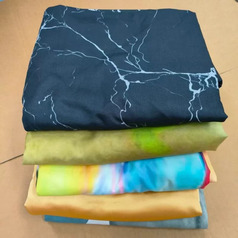 1pc Random Soft 100% Polyester Duvet Cover 150*200cm Single Quilt Bag Comforter Cover Home Dormitory Bed Linens Machine Washing