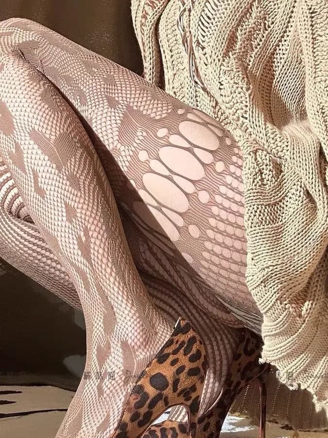 Calze a rete sexy con pizzo intagliato, leggings da donna dal design irregolare, traspiranti, a rete, per tutte le stagioni