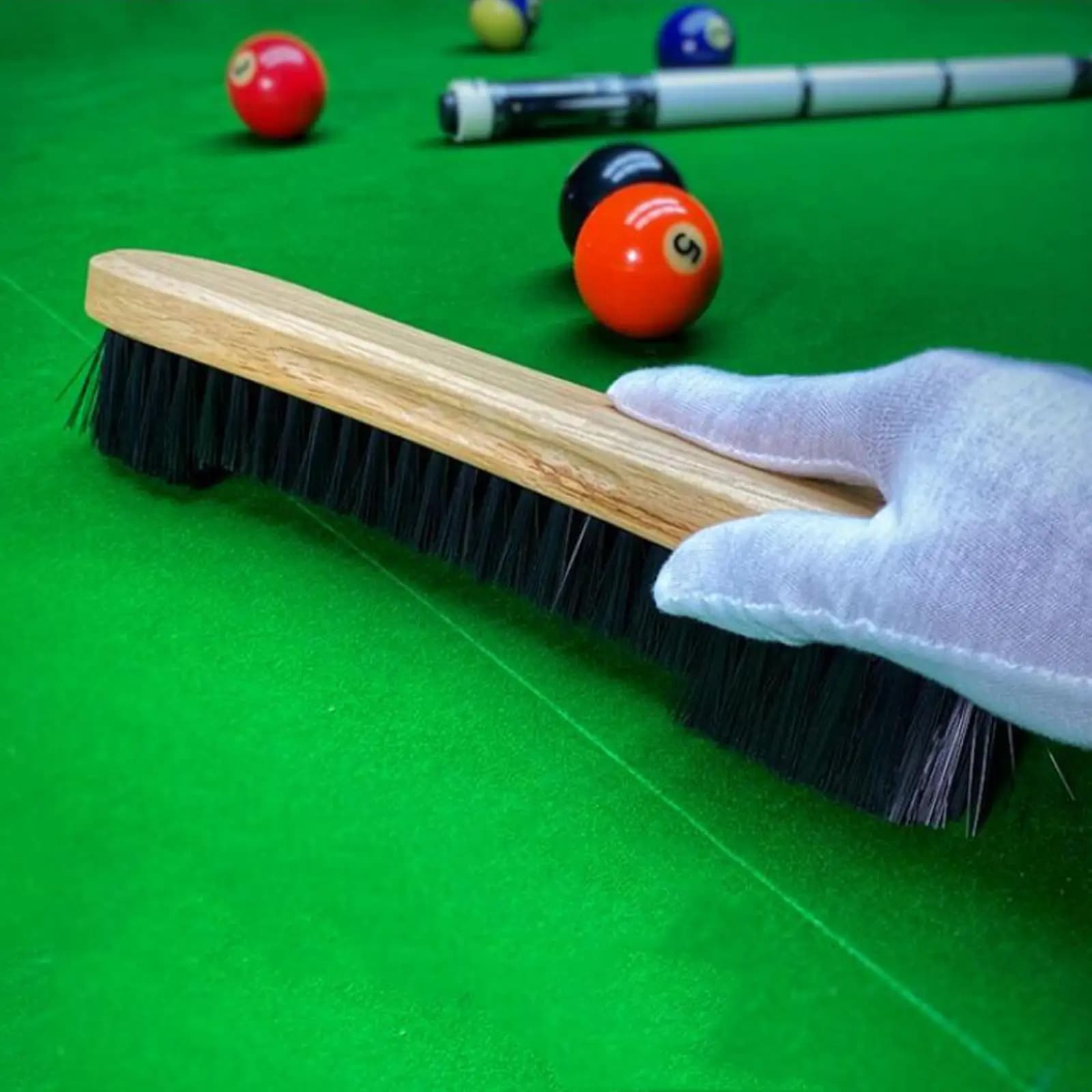 Wooden Pool Cue Shaft Cleaning Brush Billiard Desk Accessory Kit Table Cleaner Tool for Snooker and Pool Table Supplies