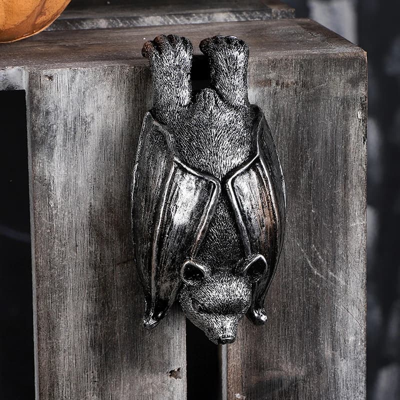 Helloween Bat Statue Garden Decor vaso per piante Hugger vaso per fiori in resina e vaso Hugger fioriera Hanging Bat figurine sculture