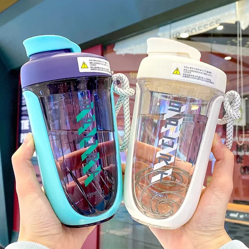 Nuovo 550ml Portatile Kawaii Plastica Tritan Shaker Bottiglia di Acqua Sport PALESTRA Viaggi Protein Shaker Bottiglie di Bevande BPA Libero