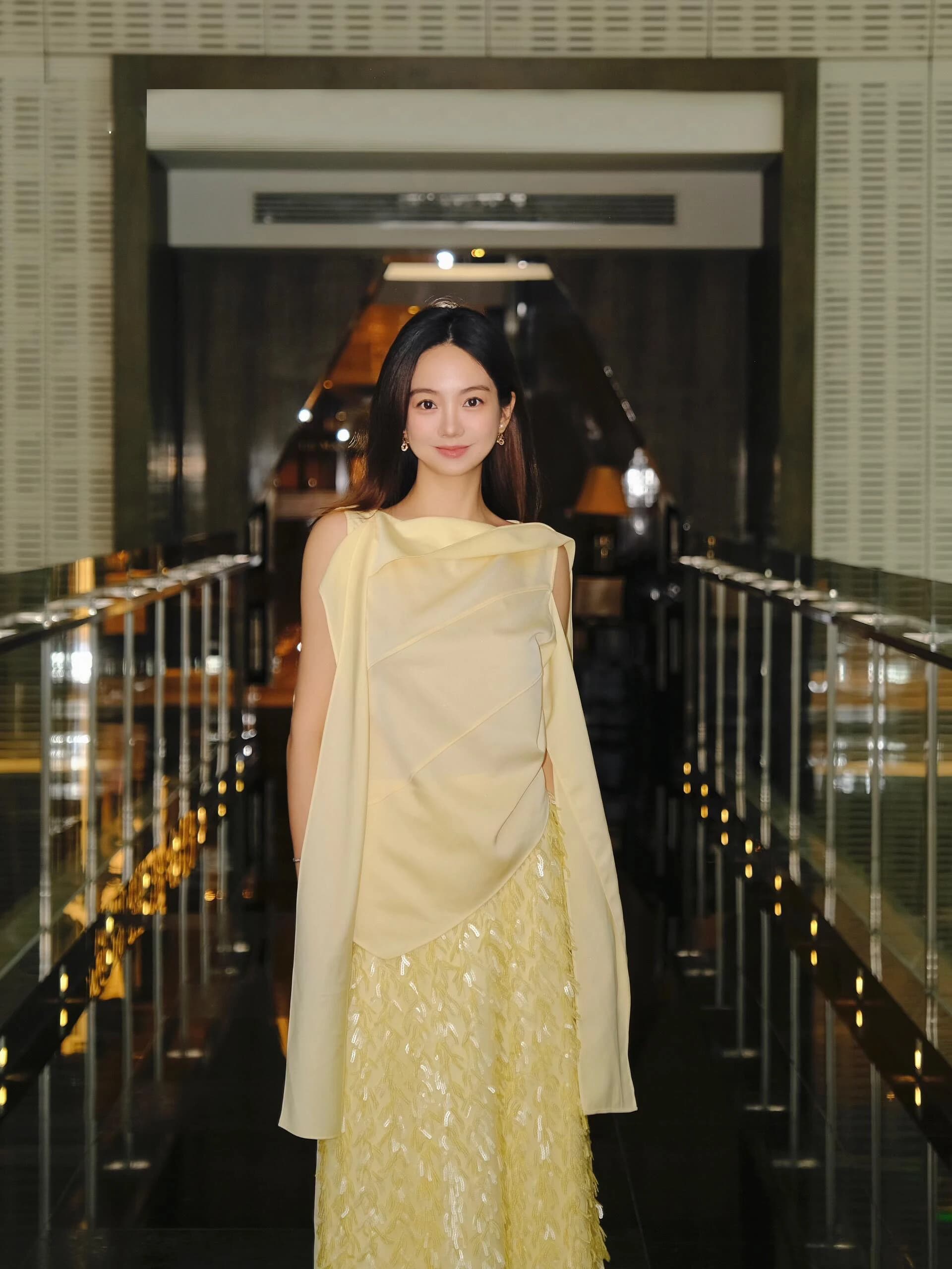 Blingbling Tassel Sequin Set Irregular Drifting Belt Yellow Toast Dress Evening Gown Half Skirt Elegant Zipper Style Long Dress