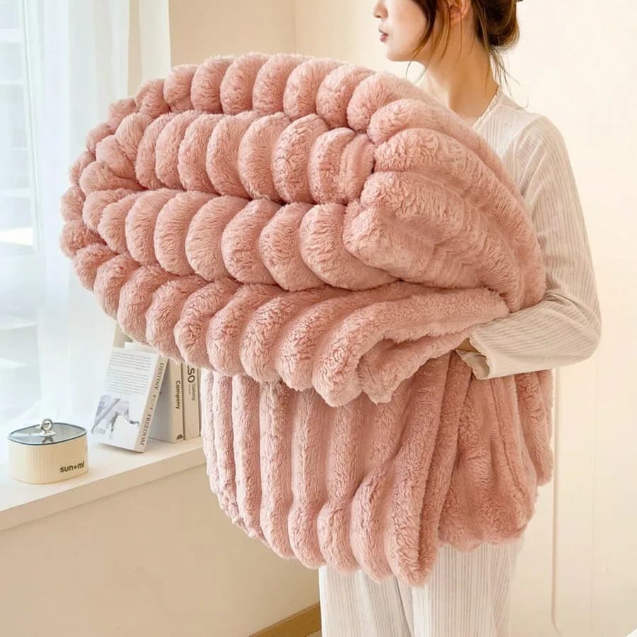 Cuscino di supporto lombare, un cuscino per la schiena utilizzato per alleviare il dolore alla parte bassa della schiena, progettato ergonomicamente con cinghie che possono essere facilmente fissate.
