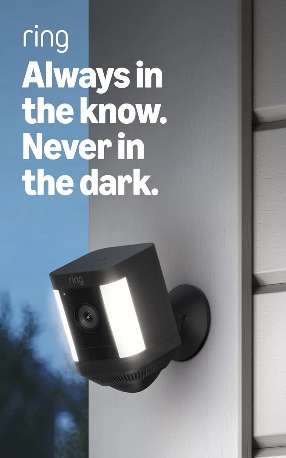 Telecamera di sicurezza Spotlight Plus ricondizionata con video HD, audio bidirezionale, visione notturna e sirena per casa o azienda