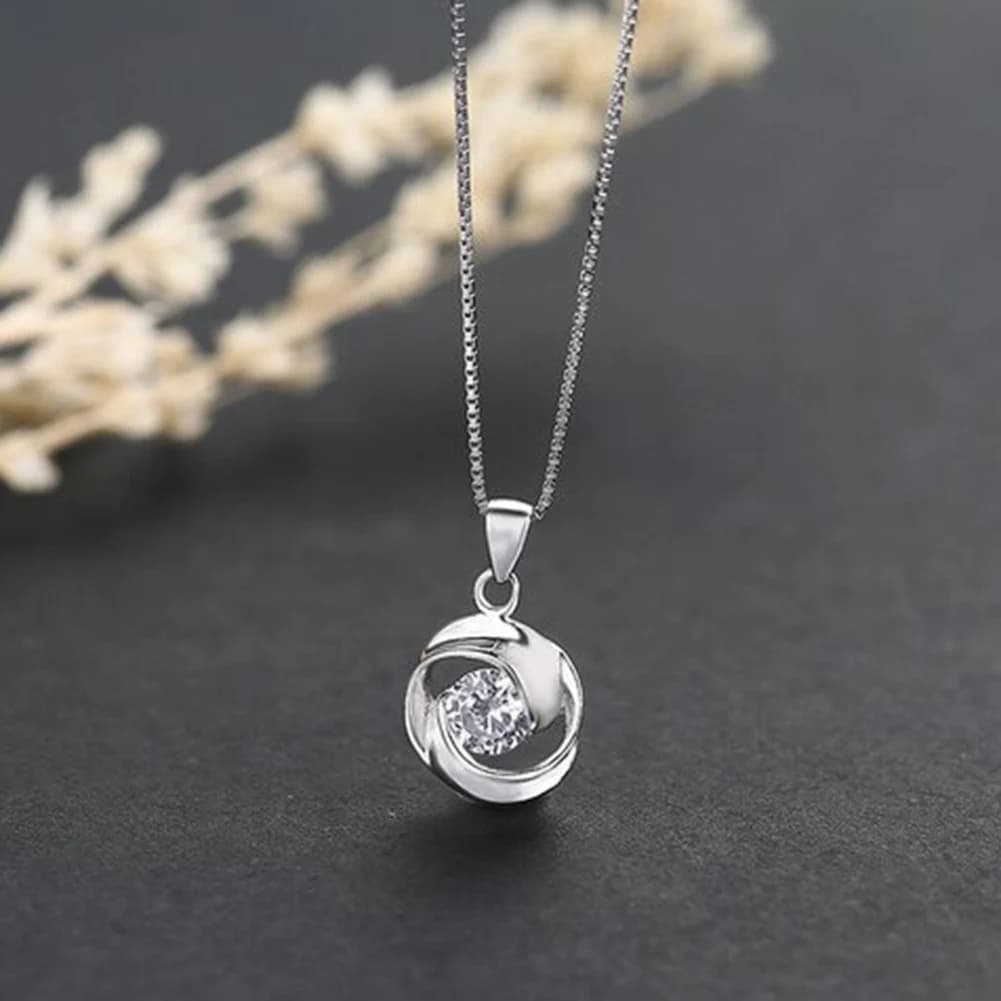 Set Collana con Ciondolo a Rosa Girevole Placcato Argento, Collana alla Moda con Ciondolo a Rosa Girevole Placcato Argento