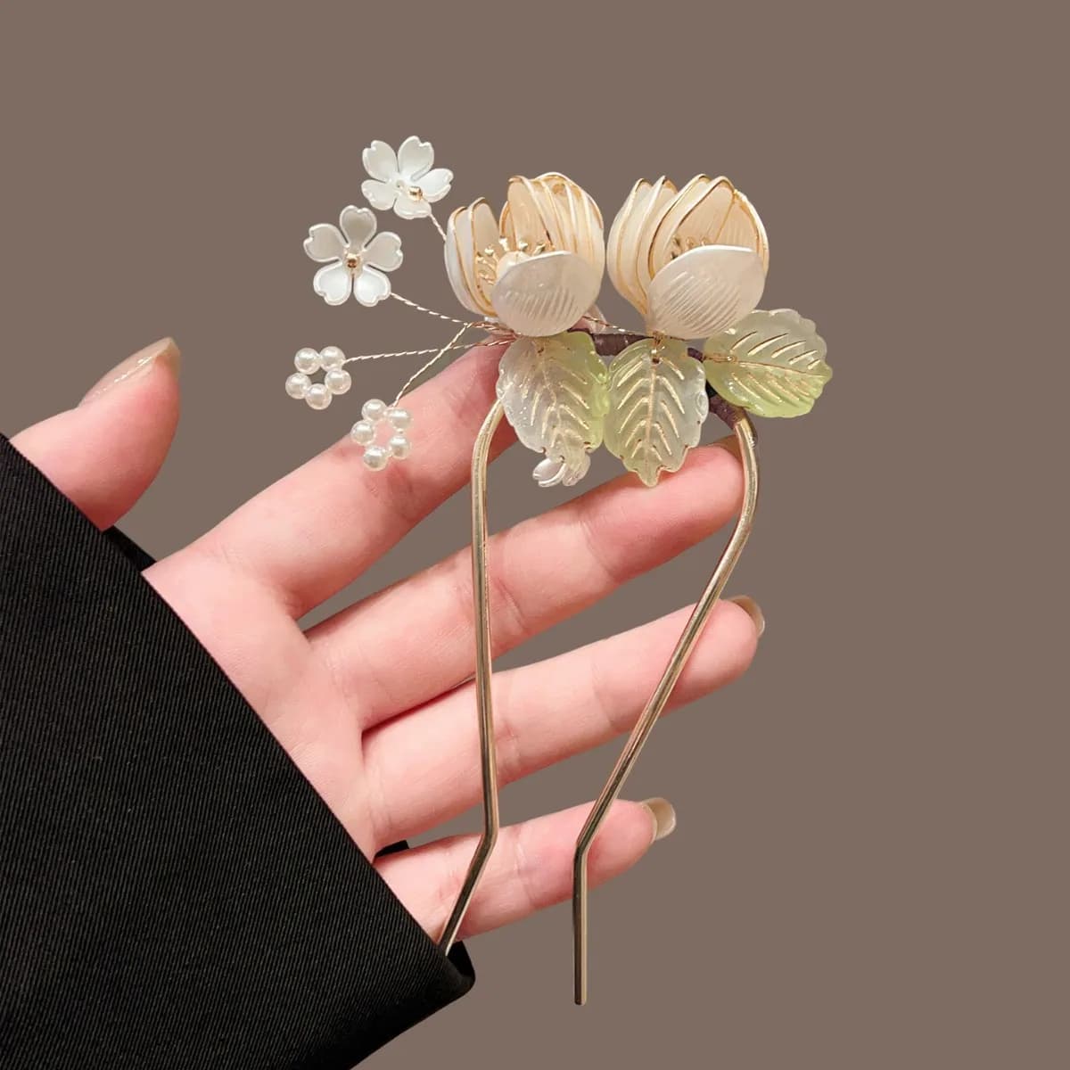 Fermaglio per Capelli a Forma di U con Magnolia, Fiore Avvolto in Stile Cinese Moderno, Accessorio per Acconciatura da Sposa