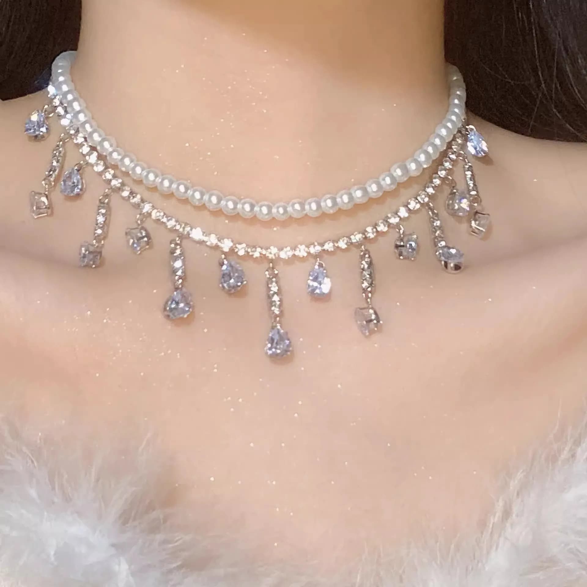 Collane girocolli in cristallo con strass di lusso per le donne Collana a catena con perle imitazione multistrato per gioielli da sposa per feste