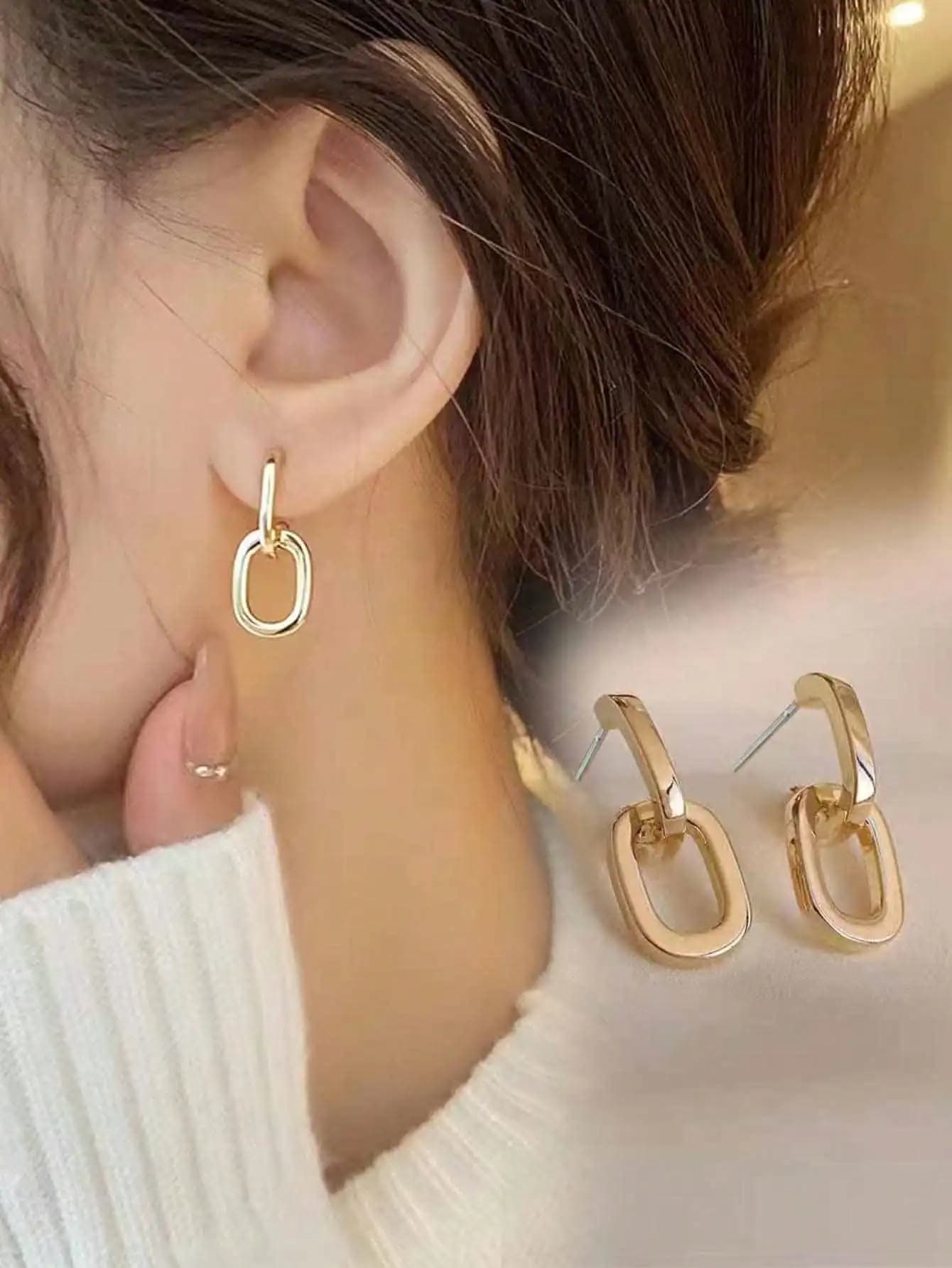 Gold Oval Pendant Earrings for Women, Fashionable Minimalist Jewelry for Daily Use