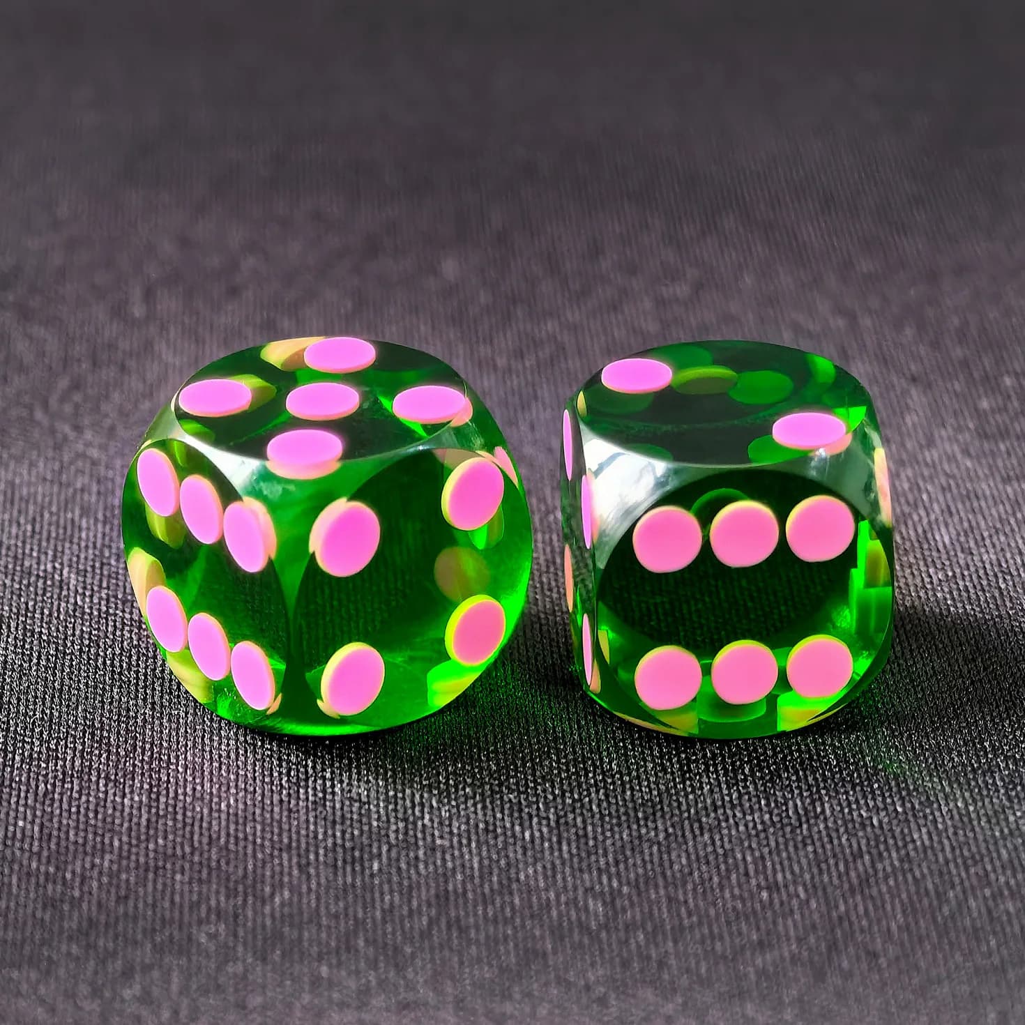 Bescon Professional Precision Dice Angolo rotondo 9/16" (14,3 mm) con punti colorati, punti colorati Dadi di backgammon di precisione 14,3 mm