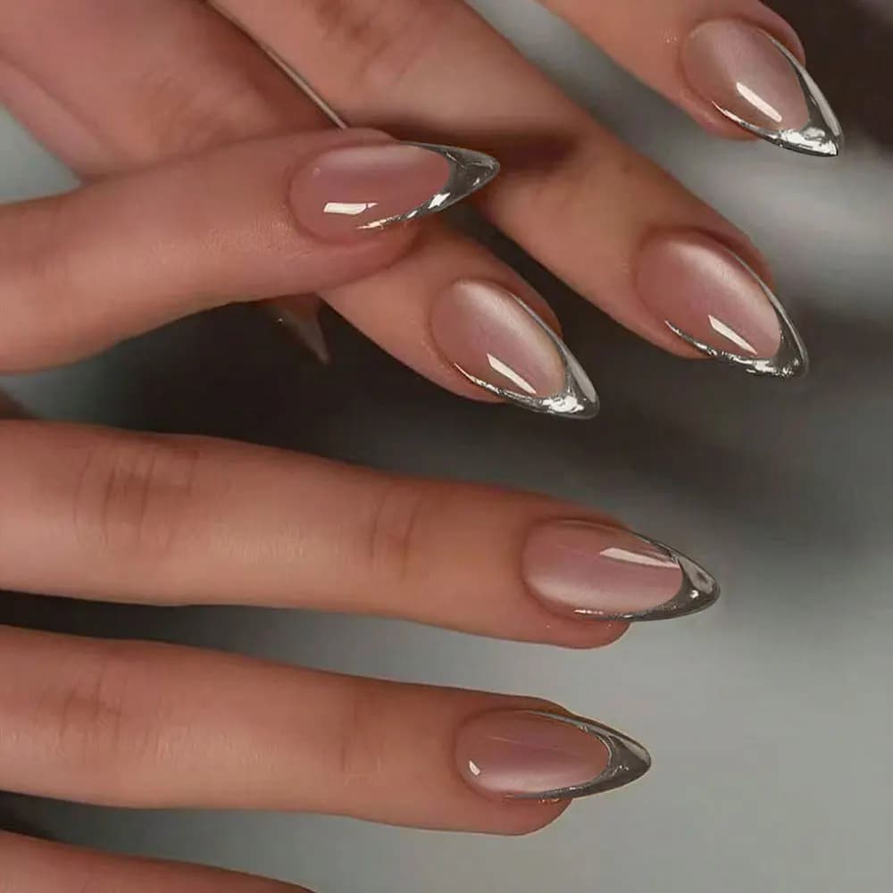 24 Pezzi di Nail Art 3D in Gel a Forma di Mandorla Fatti a Mano, per Creare Design Unghie Effetto Occhio di Gatto, Adesivi per French Manicure Argento, Perfetta Forma a Mandorla, Acrilico