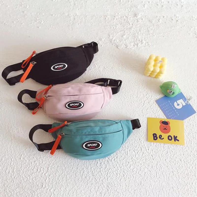 Marsupio per bambini Piccolo marsupio per bambine Borsa da petto leggera alla moda per bambini Sport all'aria aperta Corsa da campeggio