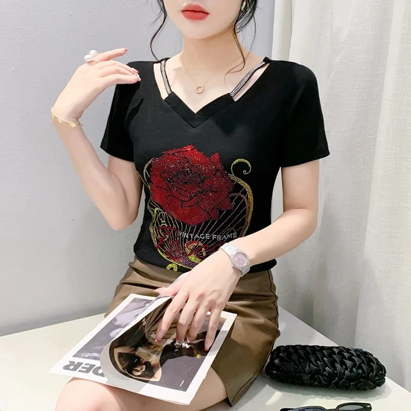 Korean Summer Clothes For Women Fashion Shiny Diamonds Flower T-Shirt Tops Female Sexy Elegant V-Collar Shirt Tees