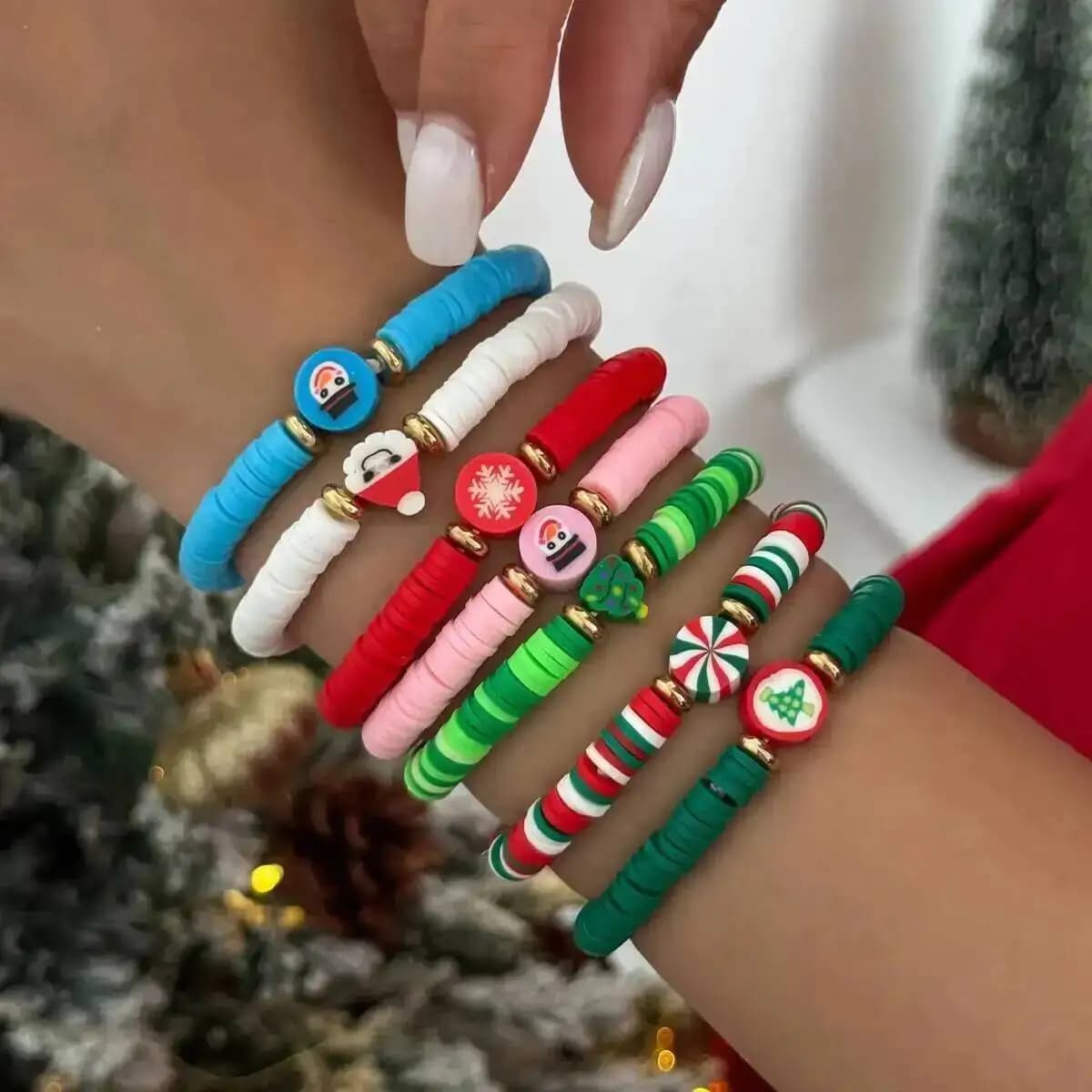Nuovo Anno 7 Pz/set Carino Fatto A Mano Di Natale Babbo Natale Cervo Lettera di Argilla Polimerica Braccialetto Elastico per Le Donne Gioielli 2026 Regali
