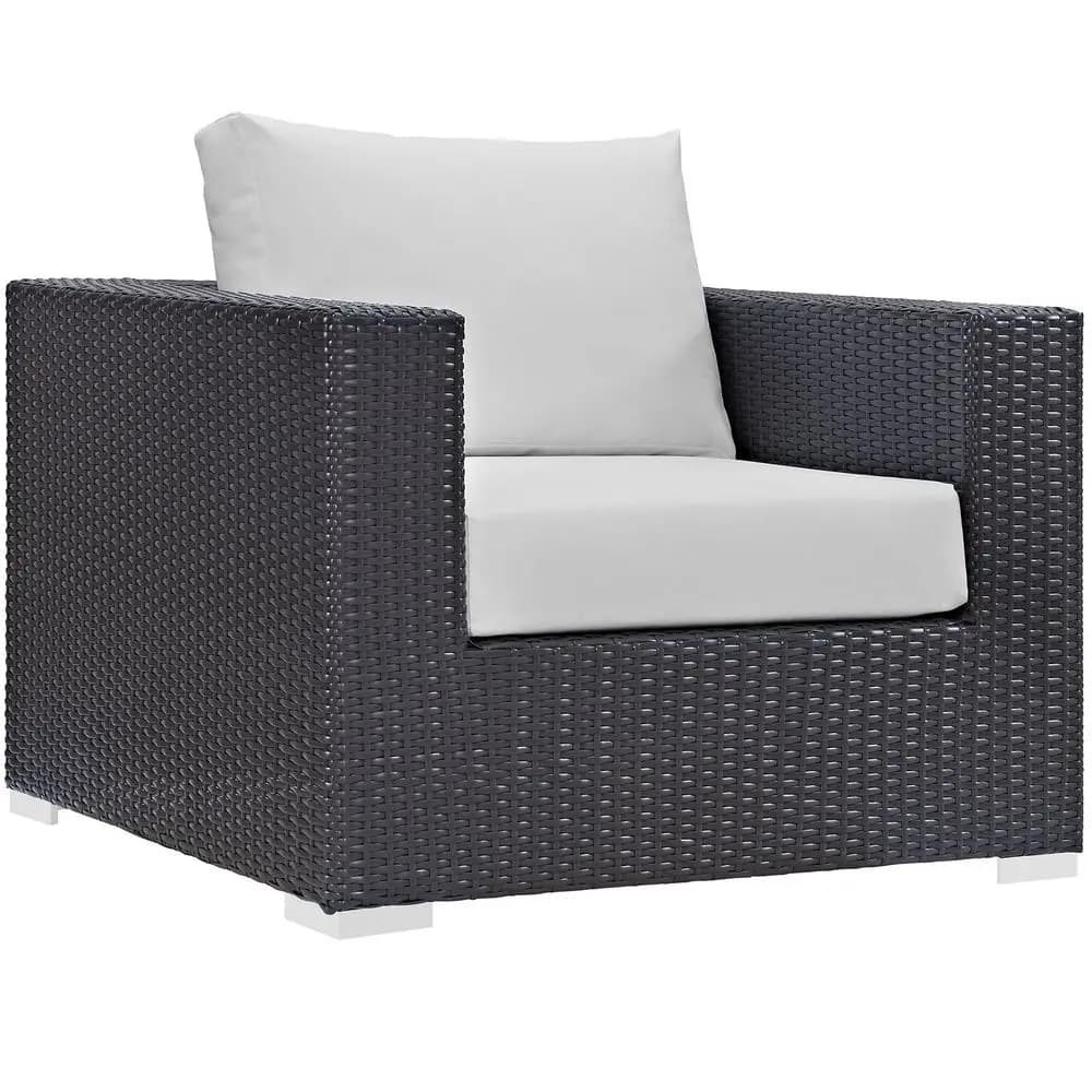 Poltrona da esterno in vimini e rattan Convene con cuscini, colore espresso bianco