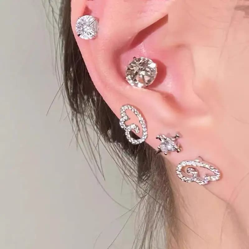Women's Luxury Silver Wing Stud Earrings Eye Catching Shiny Jewelry for Parties or Reunions