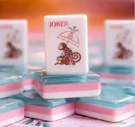 American Mahjong Set Luxury 3‑Layer Acrylic Tiles Tropical Floral Pattern Personalized Outdoor Game Kit for Home Gift