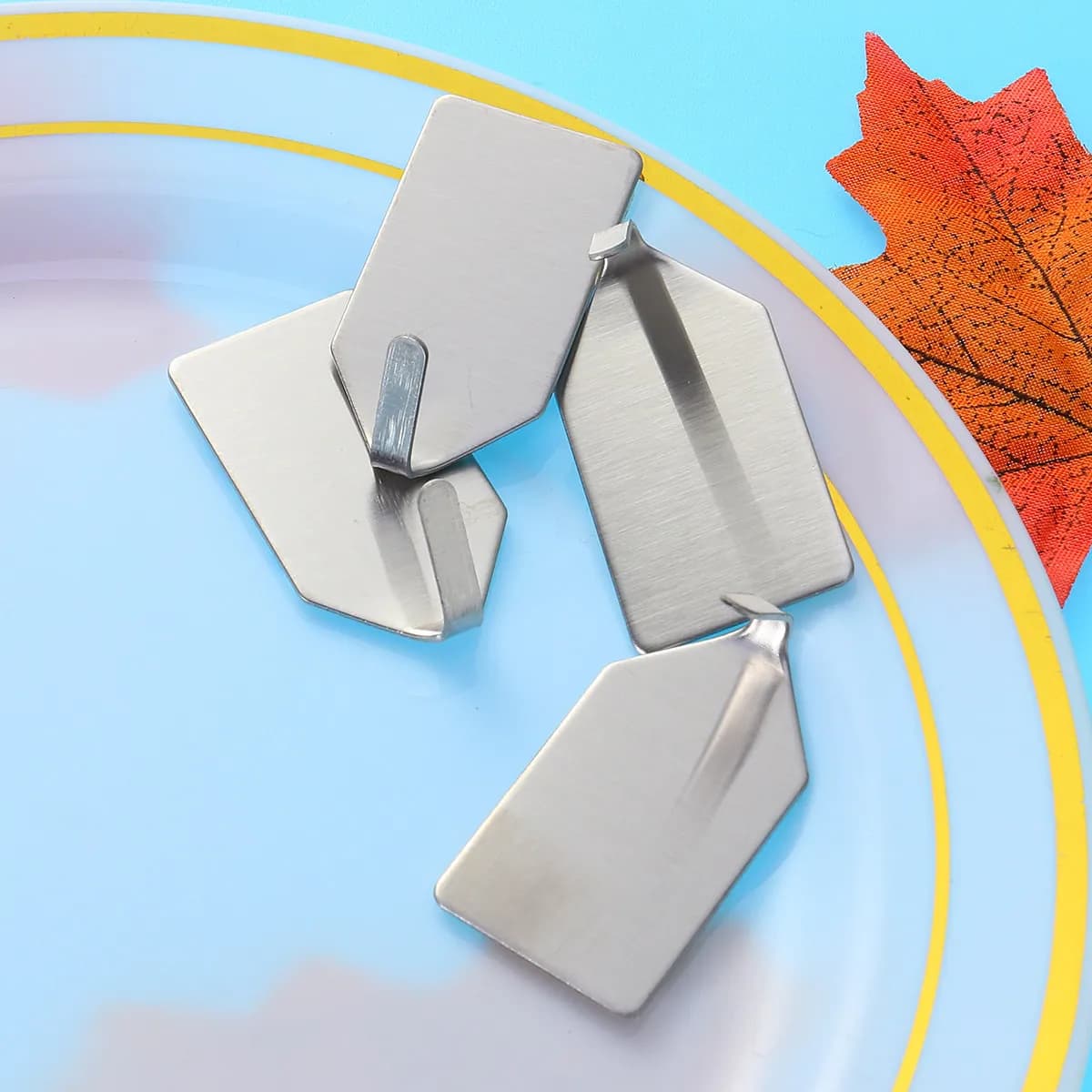 8PCS Stainless Steel Wall Self Adhesive Coat Towel Rack Adhesive Bedroom Bathroom Kitchen ganization Hooks Robe