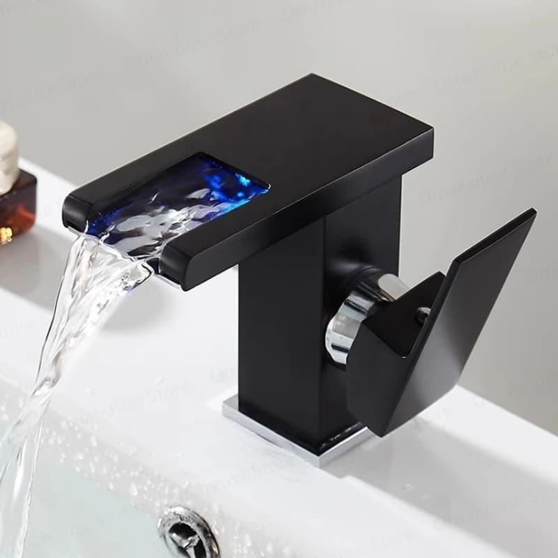 Rubinetto per lavandino del bagno nero Rubinetto con valvola miscelatrice per acqua calda e fredda monoforo Rubinetto a cascata che cambia colore a 3 colori