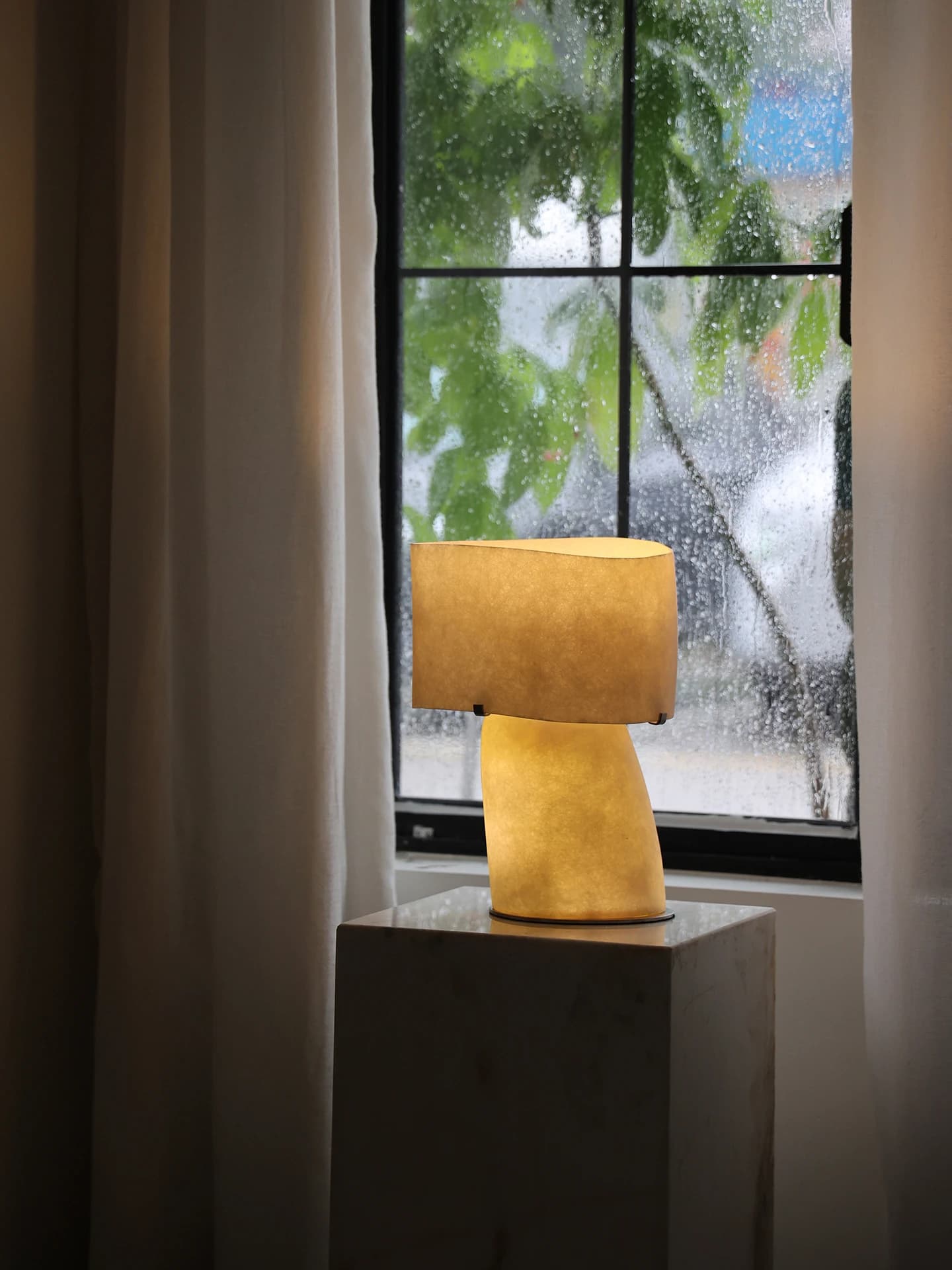 Wabi Sabi medieval style desk lamp bedroom headboard high-end semi transparent fiberglass light luxury atmosphere decoration