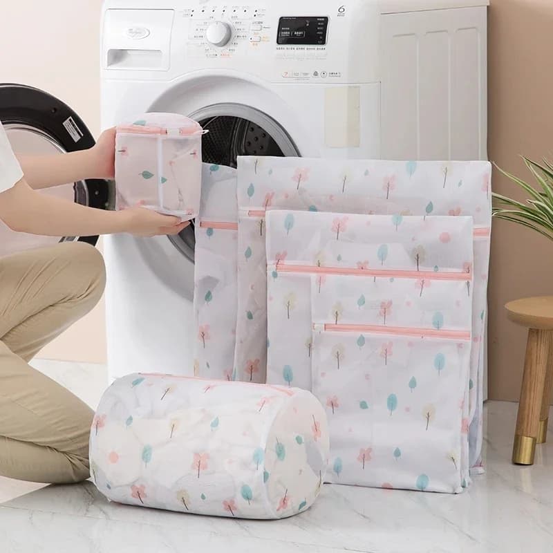 yes6Pcs Laundry Bags Set Dirty Clothes Organize Pouch Cute Print Washing Bags Fine Mesh For Clothing Protect Bathroom Laundry Se