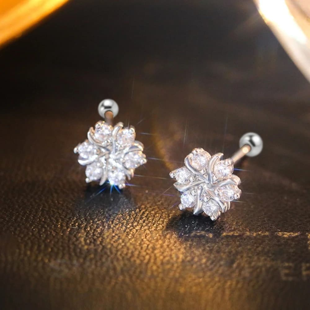 925 Sterling Silver Snowflake Button Earrings with glossy micro-inlay with luxury pendant for women Versatile Earrings for commuting