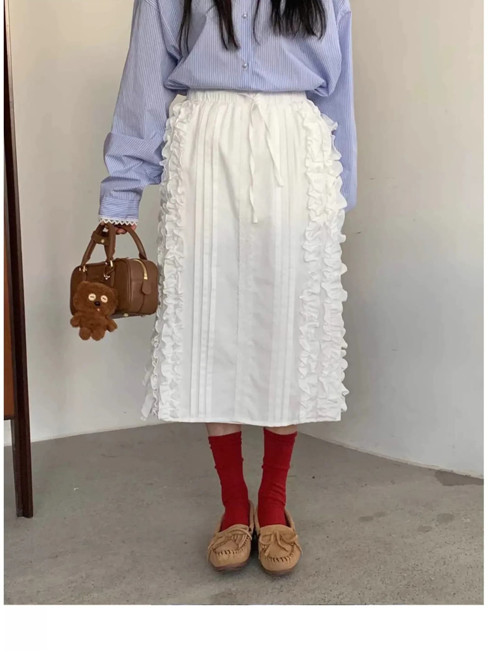 Casual Versatile Personalized Design Wooden Half Skirt for Young Women Suitable for Various Occasions Korean Style