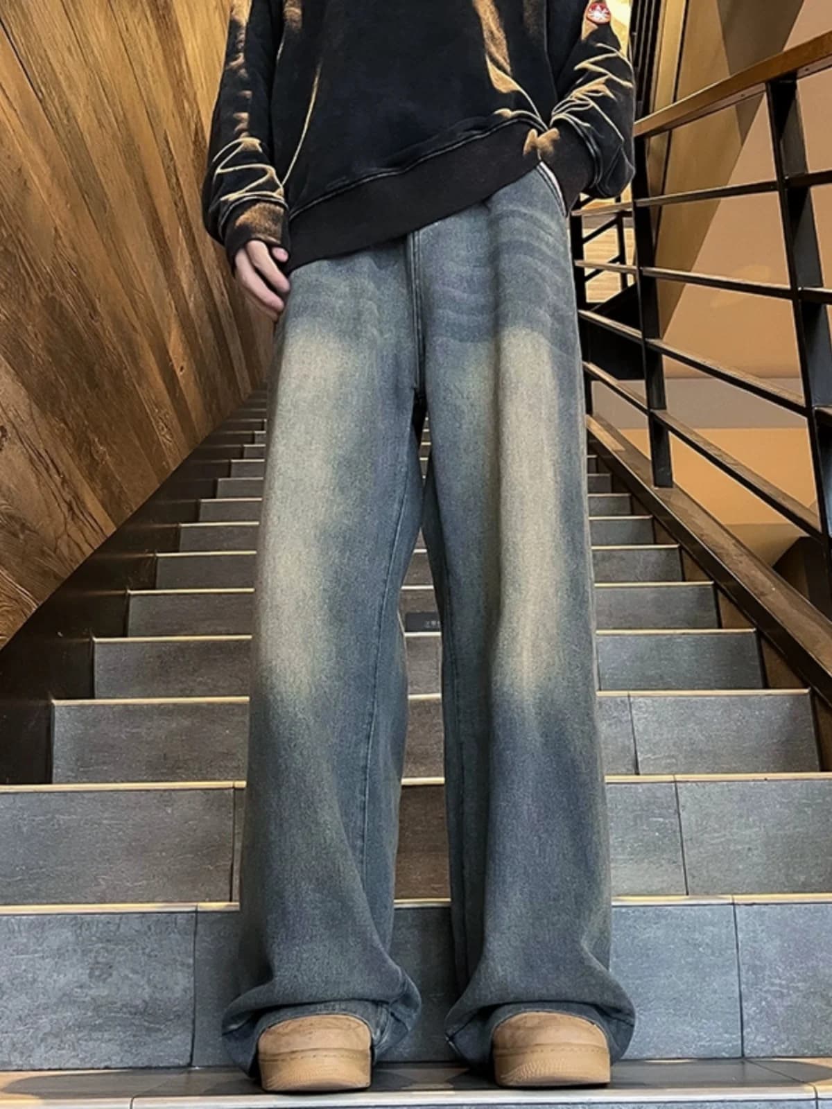 Men's jeans American Style casual, wash aged effect, straight leg wide and draped, long until the floor