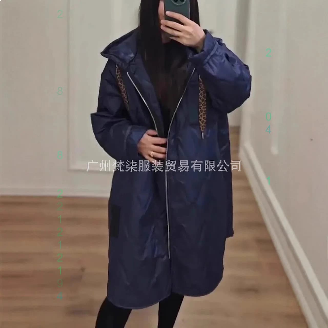 Cappotto Puffer Oversize con Cappuccio a Quadri, Giacca Trapuntata Lucida a Maniche Lunghe, Capospalla Invernale Casual