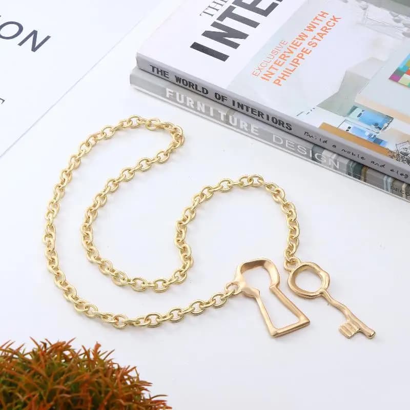 Collana con ciondolo a catena spessa opaca alla moda, 1 pezzo, per donna, idea regalo.