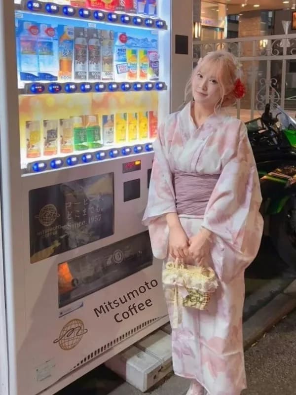 Costume Fotografico in Stile Giapponese, Kimono Rinnovato, Vestito Kimono, Accappatoio in Poliestere per Ragazze e Donne 18-25 Anni