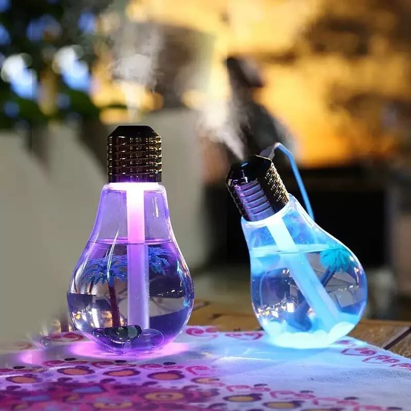 Mini umidificatore creativo a forma di lampadina da tavolo, umidificatore d'aria USB, adatto per camera da letto, ufficio