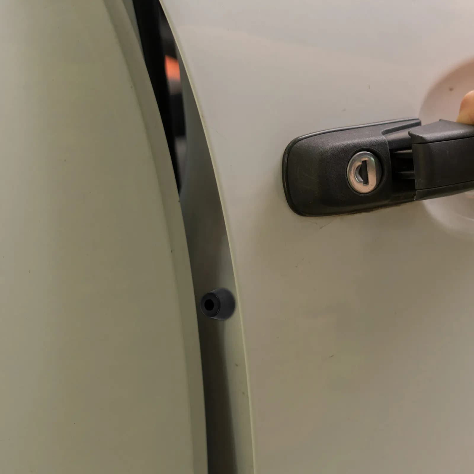 10 Pezzi Ammortizzatori in Gomma per Cofano e Portiere Auto, Protezione Anti-Collisione per Bagagliaio e Cofano Motore