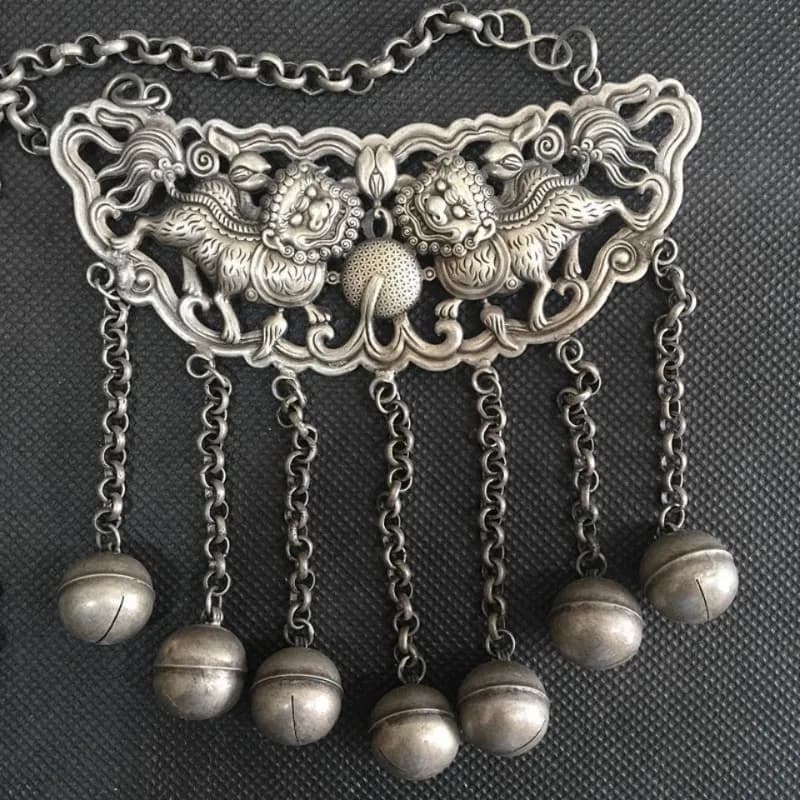 Antique Chinese Style Double Lion Carved Silver Pendant Necklace with Hanging Bell Tassels