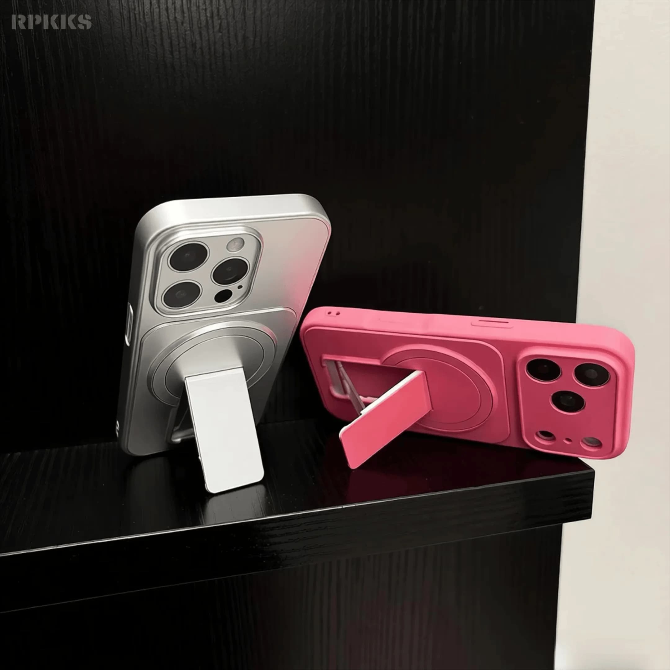 Custodia Magnetica Pieghevole Opaca di Lusso con Supporto per iPhone 17 16 15 14 13 12 11 Pro Max, Protezione Lente e Bumper Antiurto