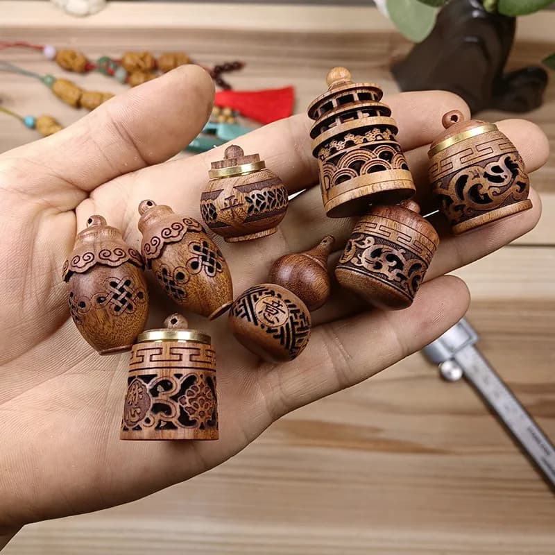 Aromatherapy Cut-out bottle Car Deodorant Pendant Car hood Car Humidifiers Hanger Diffuser Pendant Deffuser Fragrance
