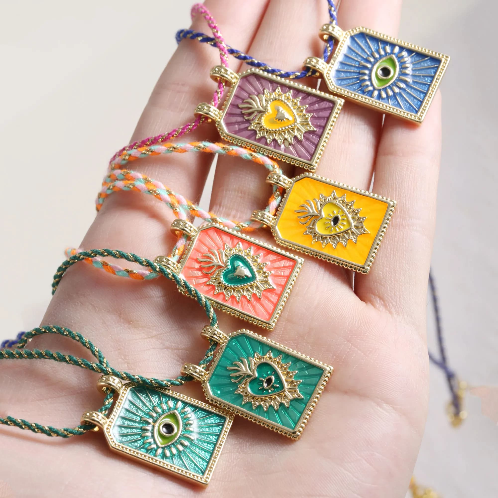 Fashion Hot Sale Copper Dripping Oil Heart Devil's Eye Pattern Tarot Cards Pendant Necklace Men Women Bohemia Jewelry