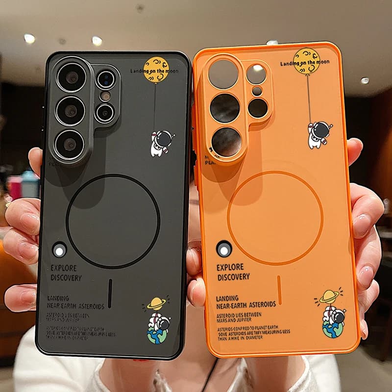 Little Astronaut Magnetic Phone Case For Samsung Galaxy S25 S26 Ultra Edge S24 S23 FE A57 A17 A56 A37 A16 A55 A36 A55 Hard Cover