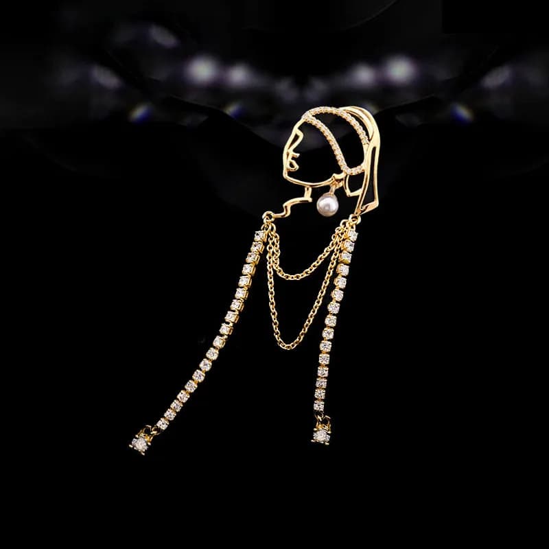 Ragazza classica che indossa orecchini di perle spille per le donne Moda strass nappa spilla pendente spille da festa dal design personalizzato