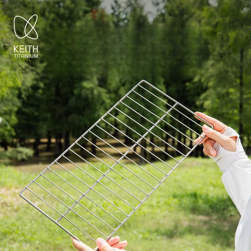 KEITH Rete per Griglia in Titanio Puro - Riscaldamento Rapido, Facile da Pulire, Leggera e Portatile per Cucinare in Campeggio per Picnic all'Aperto