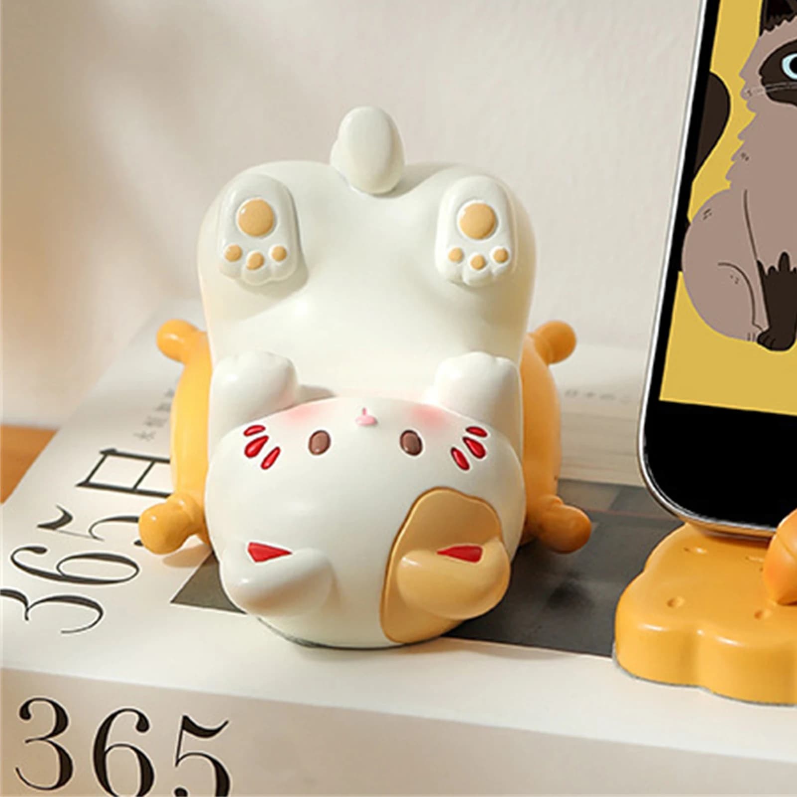 Simpatico cartone animato gatto ornamenti da tavolo supporto per telefono decorazione da scrivania creativa per ufficio casa supporto per occhiali per gatti Kawaii