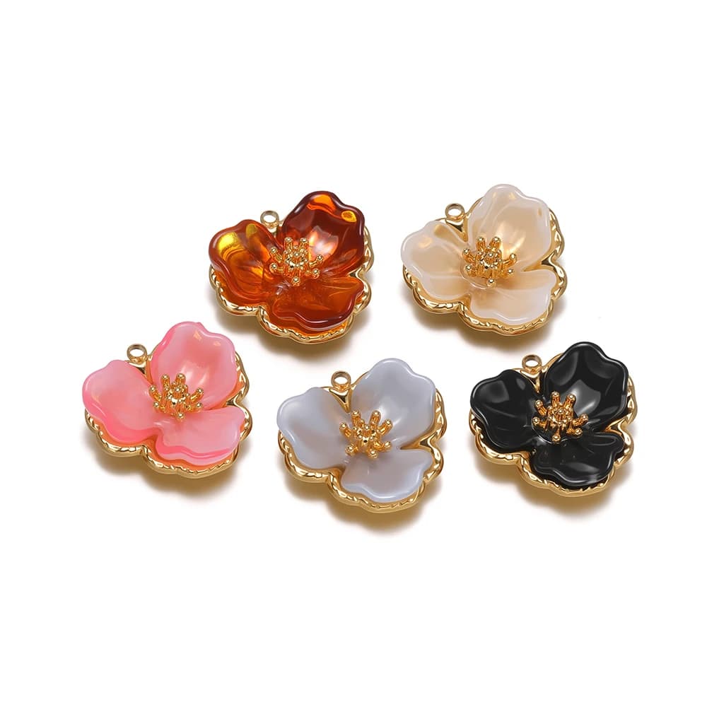 Set of 3 Flower Shape Pendants in Resin Plated Gold Stainless Steel for Creation of Fa-da-Te Jewelry, Necklaces and Bracelets