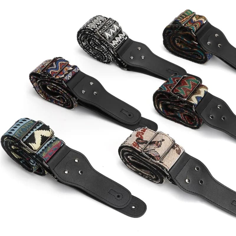 P&P Tracolla per Chitarra Boho Ricamata in Cotone, Regolabile per Chitarra Acustica/Elettrica e Basso, con Perni di Fissaggio e Plettri, Motivo a Onde Bohemien