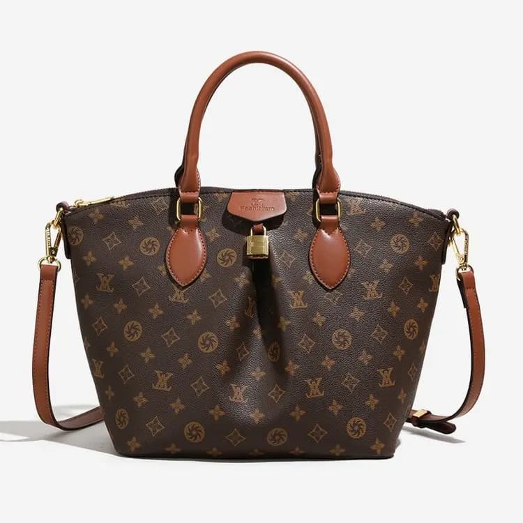 Elegant Large Capacity Vintage Diaper Bag: Luxury Crossbody Handbag For Women With Designer Style And Unique Leather Messenger