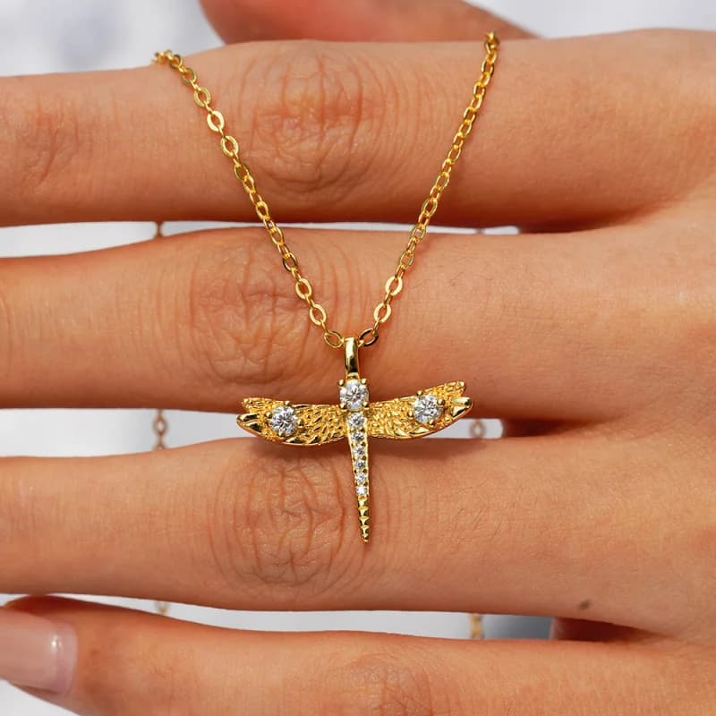 Ciondolo a forma di libellula per donna, in argento sterling S925 placcato oro 18 carati, collana con moissanite, gioielli alla moda, vendita all'ingrosso.