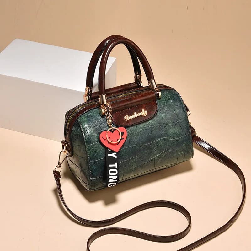 Spring 2024 Large Capacity Lady's Handbag Trendy Retro Crossbody Pillow Bag Women's Fashionable Single Shoulder Bag for Daily...